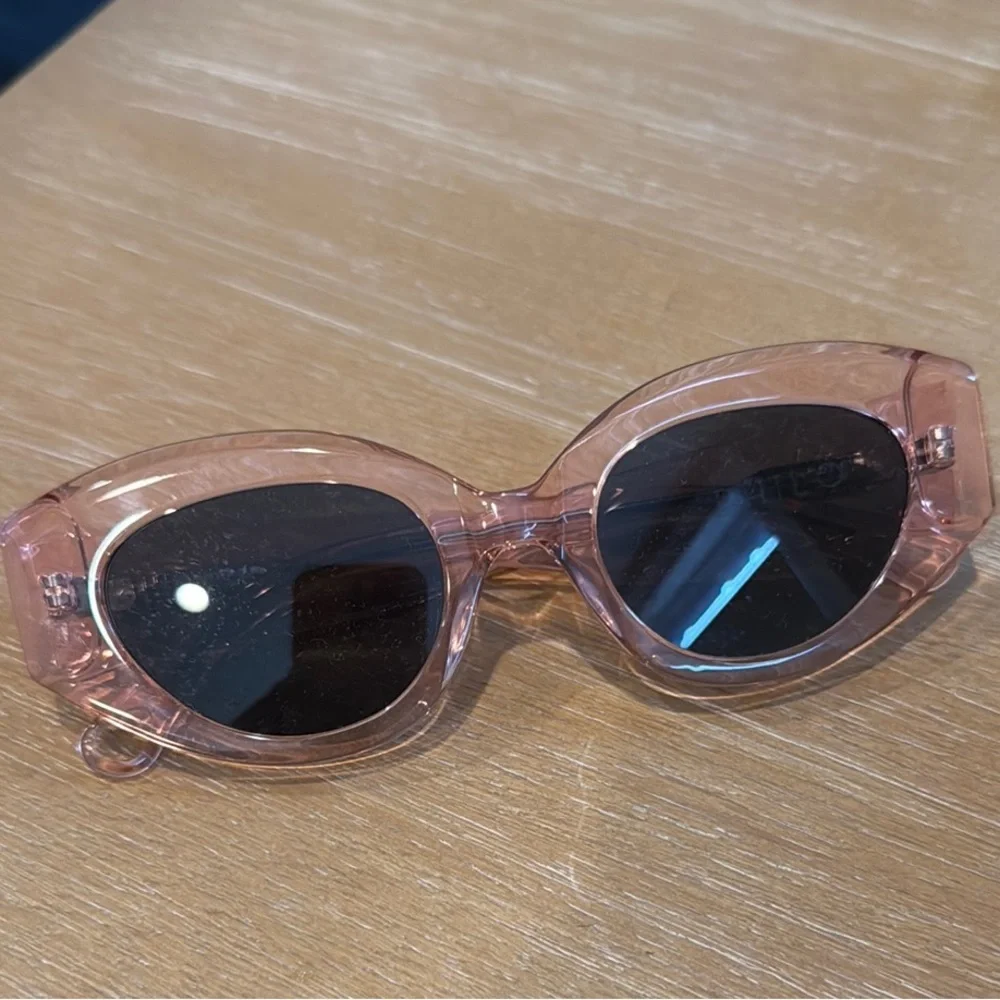 Philo Eyewear Chic Pink Sunglasses - Picture 2 of 5
